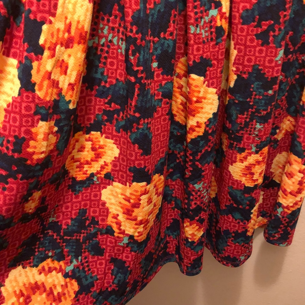 ♦️SOLD♦️ on EBay Amelia Dress Med Digital Floral - Picture 4 of 8
